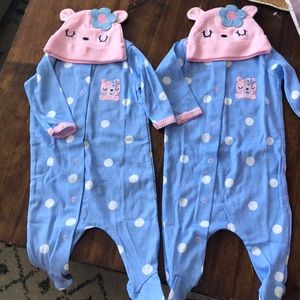 Gerber Newborn pajamas set 2- Hat and footie PJ.